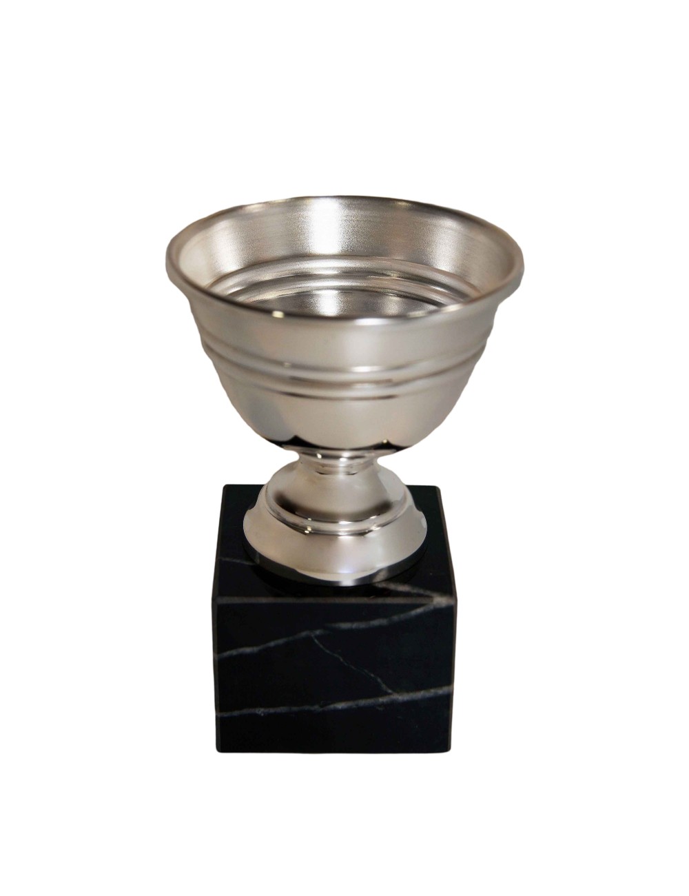 copa de metal con baño de plata de primera  ley 118/1